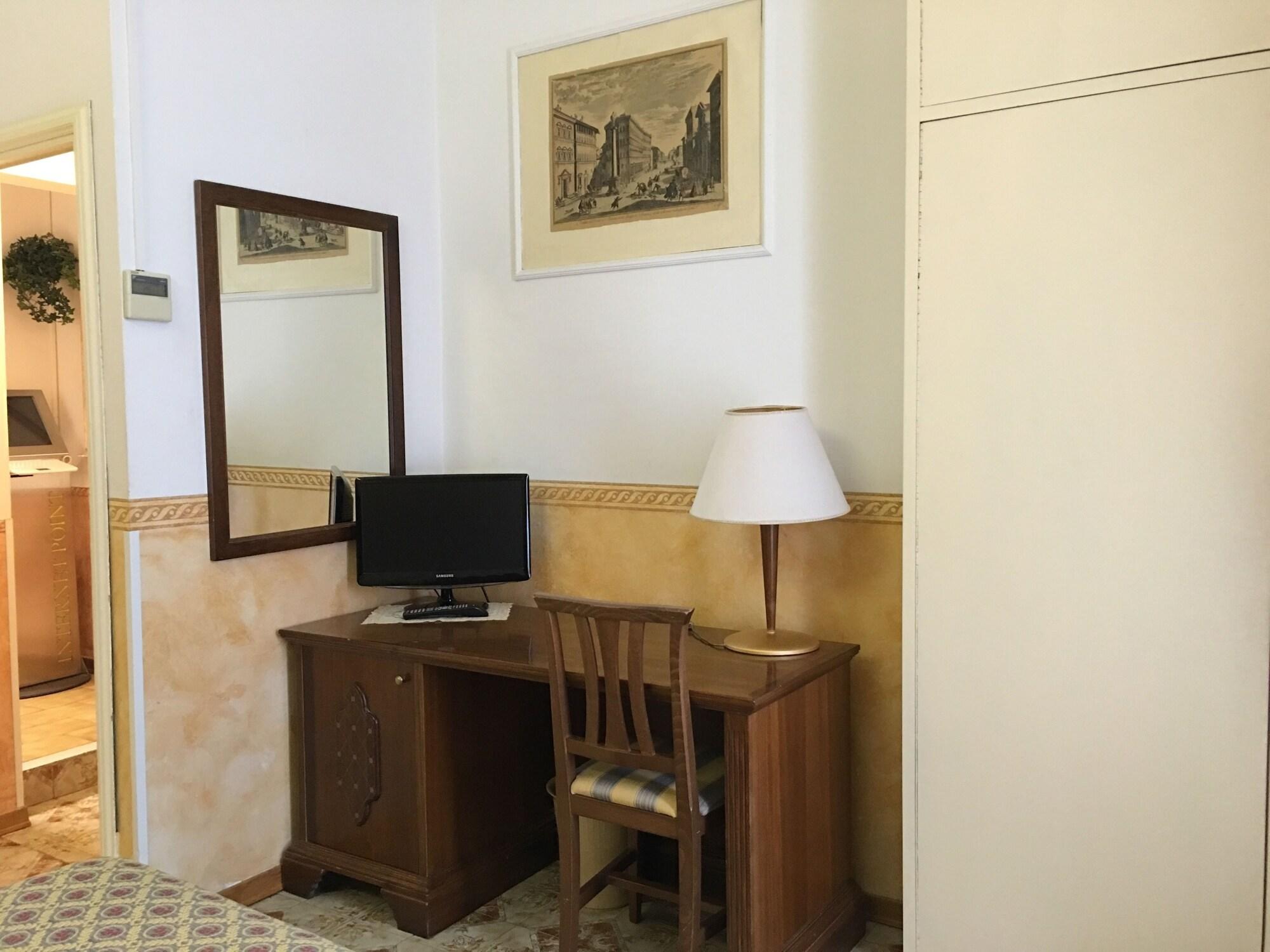 Hotel Olimpia Florence Buitenkant foto