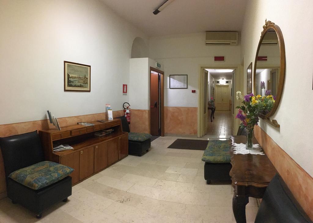 Hotel Olimpia Florence Buitenkant foto