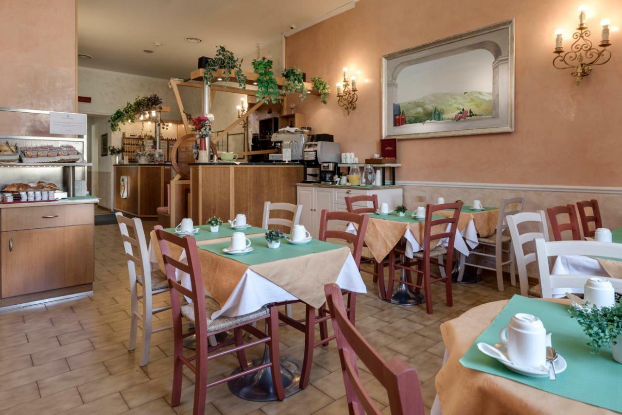 Hotel Olimpia Florence Buitenkant foto
